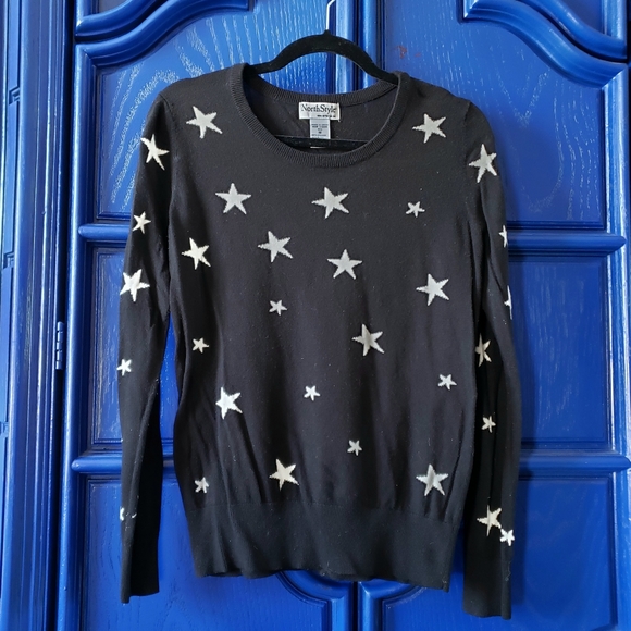 Cashmere Blend Fitted Black Star Sweater - Picture 5 of 11